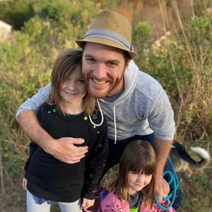 Meet your Posher, Dustin